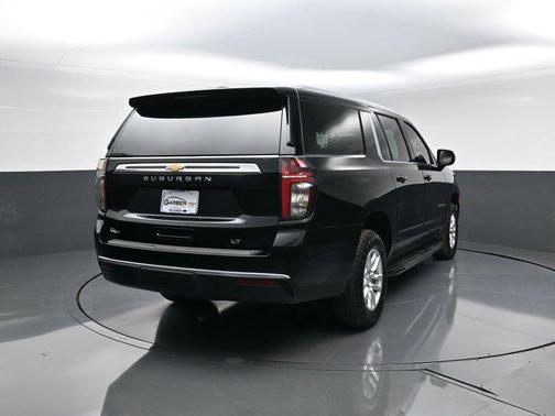 2022 Chevrolet Suburban LT
