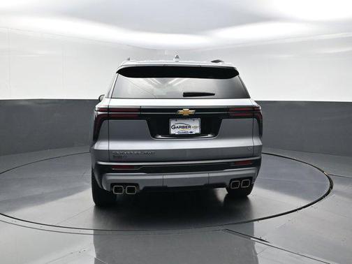 Sterling Gray Metallic 2024 Chevrolet Traverse LT