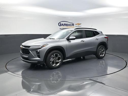 Sterling Gray Metallic 2026 Chevrolet Trax LT