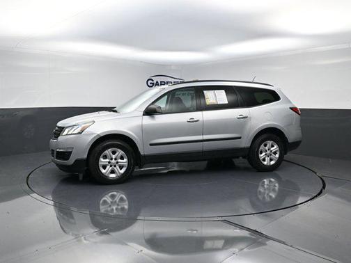 2017 Chevrolet Traverse LS