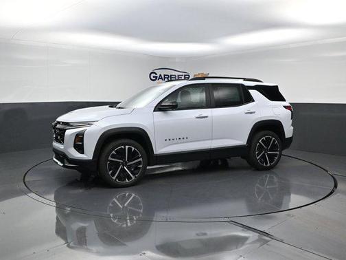 Polar White Tricoat 2026 Chevrolet Equinox AWD RS