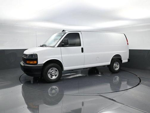 2025 Chevrolet Express 2500 RWD 2500 Regular Wheelbase WT