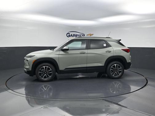 Cacti Green 2026 Chevrolet Trailblazer LT