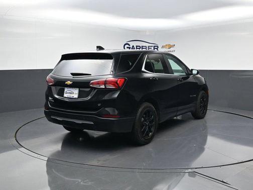 Mosaic Black Metallic 2024 Chevrolet Equinox 1LT