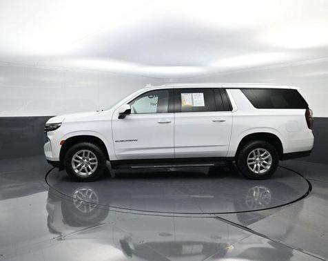 2024 Chevrolet Suburban LT