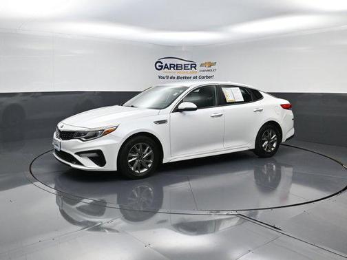 2019 Kia Optima LX