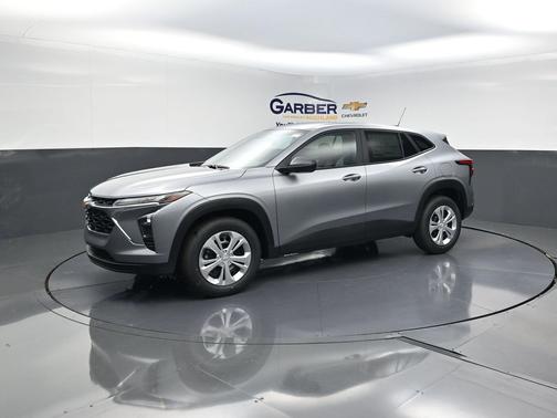 Sterling Gray Metallic 2026 Chevrolet Trax LS