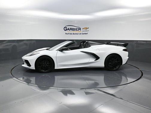2025 Chevrolet Corvette Stingray w/2LT