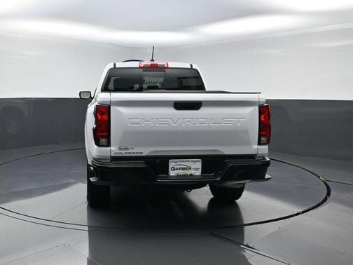 2025 Chevrolet Colorado WT