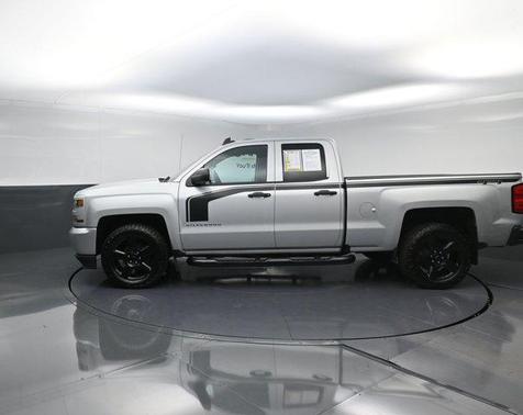 2018 Chevrolet Silverado 1500 Custom