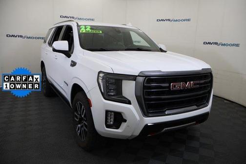 Summit White 2022 GMC Yukon AT4