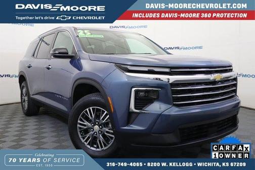 2025 Chevrolet Traverse LT
