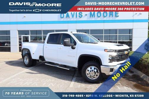 Summit White 2026 Chevrolet Silverado 3500 LT