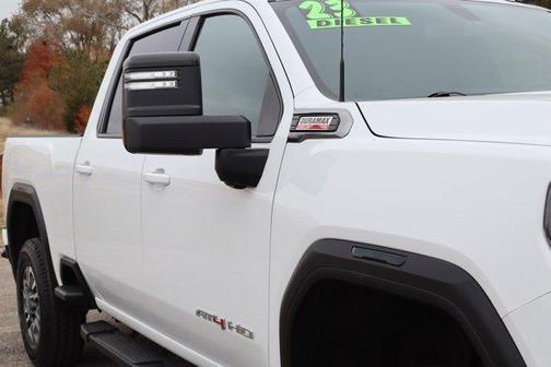 2023 GMC Sierra 2500 AT4