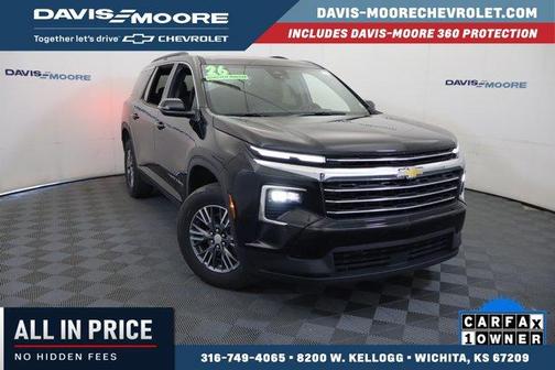 Mosaic Black Metallic 2026 Chevrolet Traverse LT