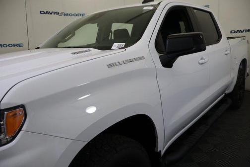 Summit White 2026 Chevrolet Silverado 1500 RST