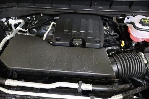 Summit White 2026 Chevrolet Silverado 1500 RST