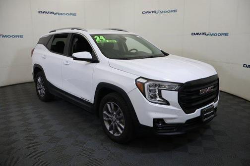 Summit White 2024 GMC Terrain SLT