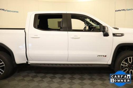 Summit White 2024 GMC Sierra 1500 AT4