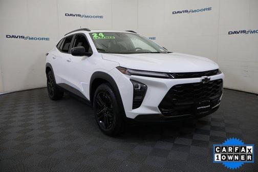 Summit White 2024 Chevrolet Trax ACTIV