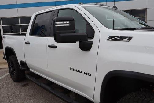 Summit White 2026 Chevrolet Silverado 2500 LT