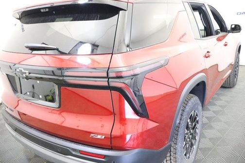 Radiant Red 2026 Chevrolet Traverse Z71