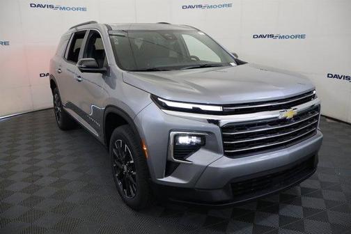 Sterling Gray Metallic 2026 Chevrolet Traverse LT