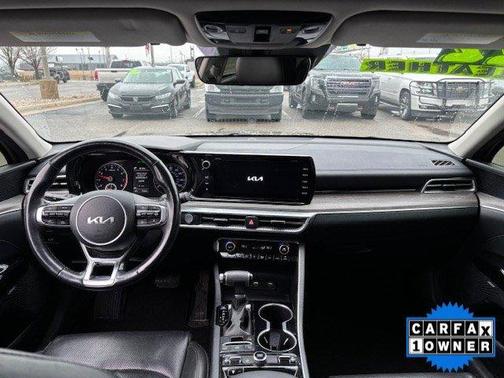 2022 Kia K5 EX