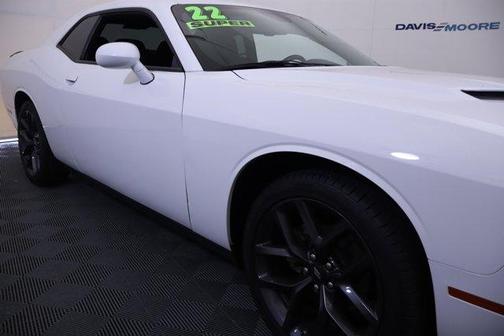 White Knuckle Clearcoat 2022 Dodge Challenger SXT