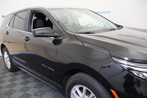 Mosaic Black Metallic 2024 Chevrolet Equinox LT