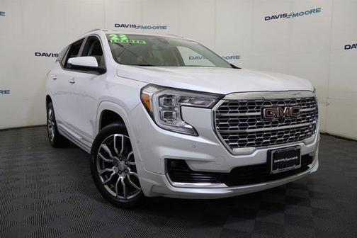 2023 GMC Terrain Denali