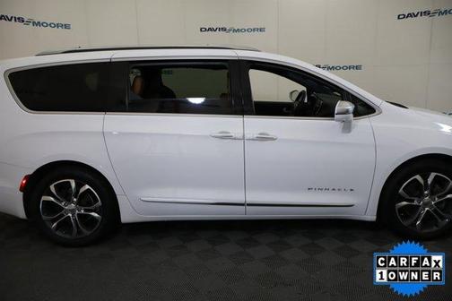2022 Chrysler Pacifica Pinnacle