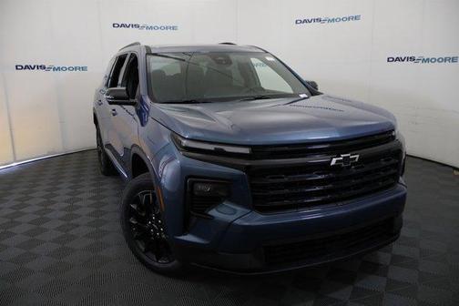 Lakeshore Blue Metallic 2026 Chevrolet Traverse LT