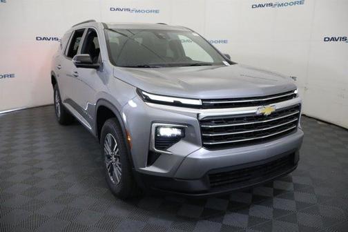Sterling Gray Metallic 2026 Chevrolet Traverse LT