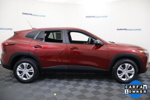 2025 Chevrolet Trax LS