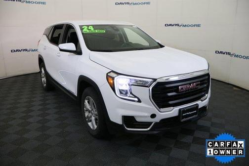 Summit White 2024 GMC Terrain SLE