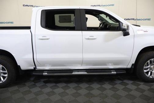 Summit White 2026 Chevrolet Silverado 1500 LT