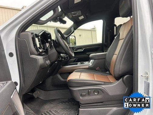 Polar White 2026 Chevrolet Silverado 3500 High Country