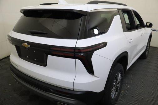 Summit White 2027 Chevrolet Traverse LT