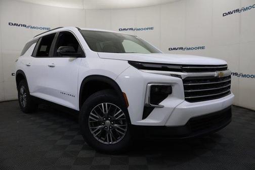 Summit White 2027 Chevrolet Traverse LT