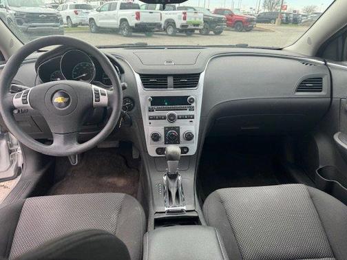 2011 Chevrolet Malibu 1LT