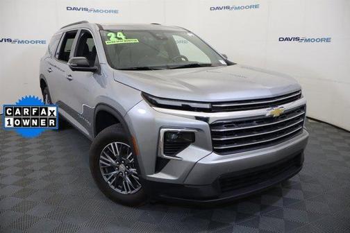 Sterling Gray Metallic 2024 Chevrolet Traverse LT
