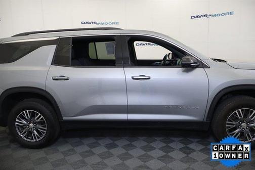 Sterling Gray Metallic 2024 Chevrolet Traverse LT