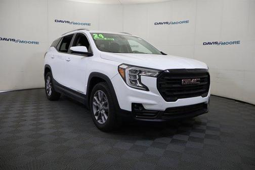Summit White 2024 GMC Terrain SLT