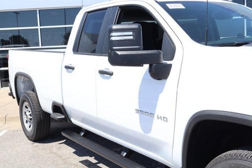 Summit White 2026 Chevrolet Silverado 3500 WT