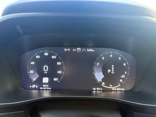 2022 Volvo XC40 T4 Momentum