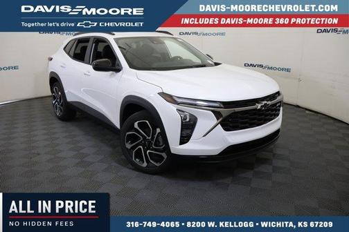 Summit White 2026 Chevrolet Trax 2RS