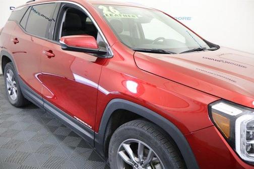 Cayenne Red Tintcoat 2022 GMC Terrain SLT