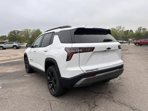 Summit White 2026 Chevrolet Equinox LT