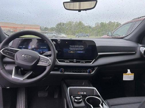 Summit White 2026 Chevrolet Equinox LT